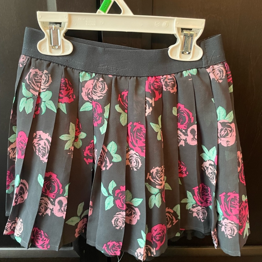 Girls skirt